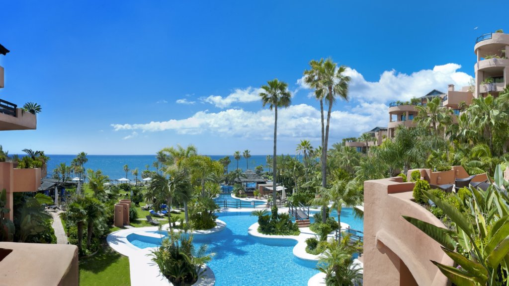 kempinski hotel