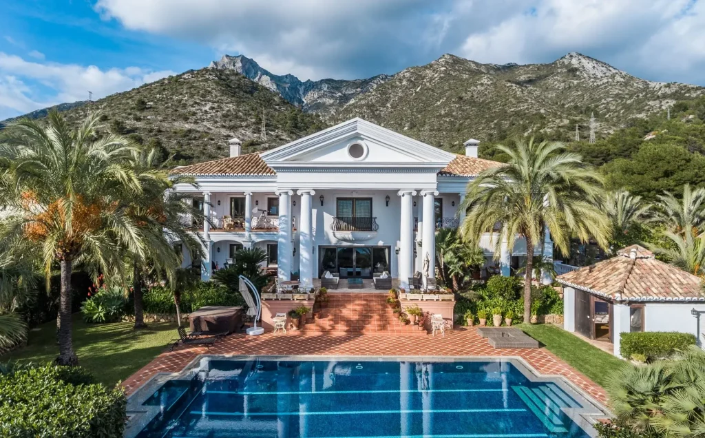 sierra-blanca-luxury-mansion-pool