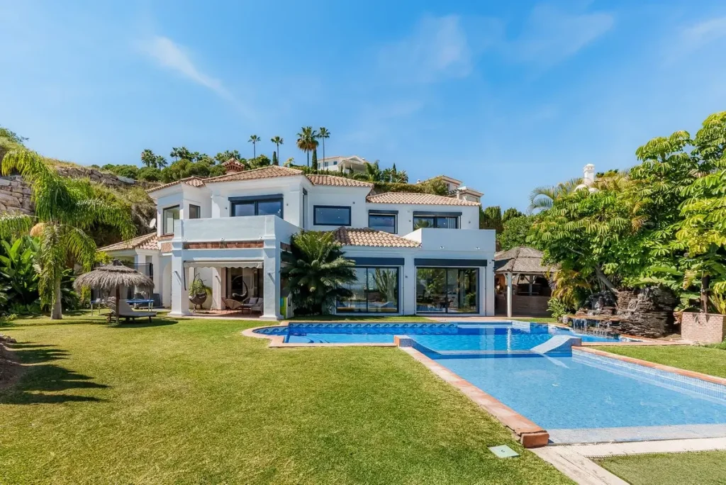 villa-los-almendros